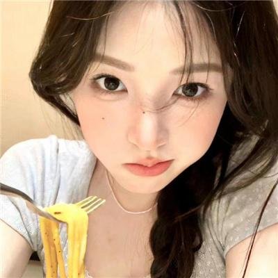 深居其中